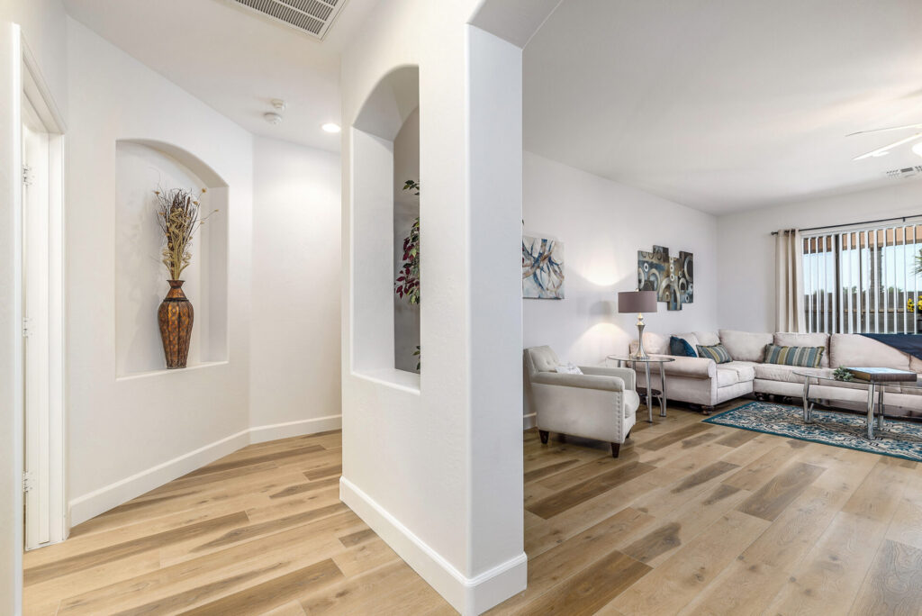 Cantina Oak PRO Mute Wide Click - Pierce Flooring Wholesale